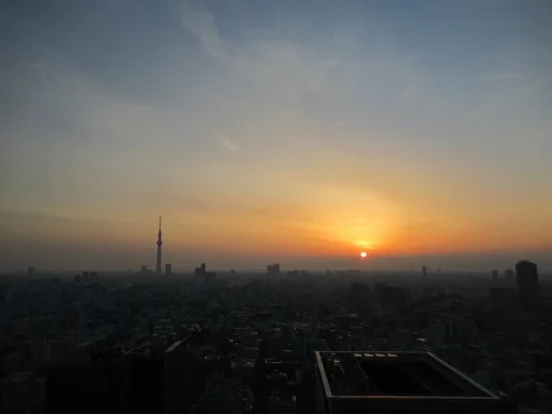 マンダリンオリエンタルホテル東京から見える日の出