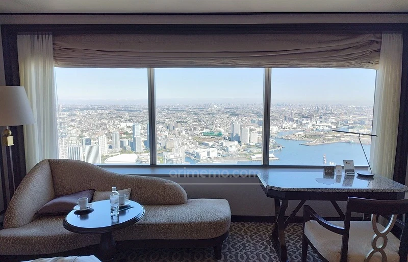 横浜ロイヤルパークホテルスカイリゾートフロア「ザ・クラブ」デラックスツインの客室